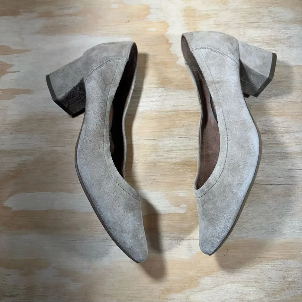 Paul Green Suede Tan Pumps Women’s Size 7